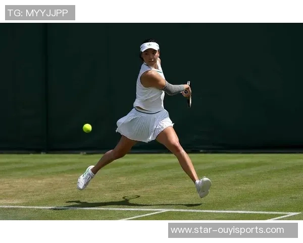 深圳网球队网球状态排名创新高展现强劲实力与团队协作精神